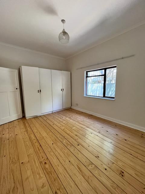 To Let 1 Bedroom Property for Rent in Observatory Western Cape